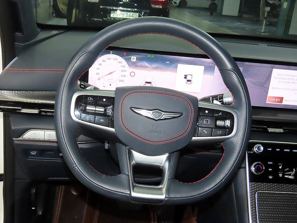 Genesis GV80 - Vista 8