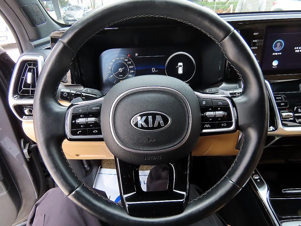 KIA Sorento - Vista 8