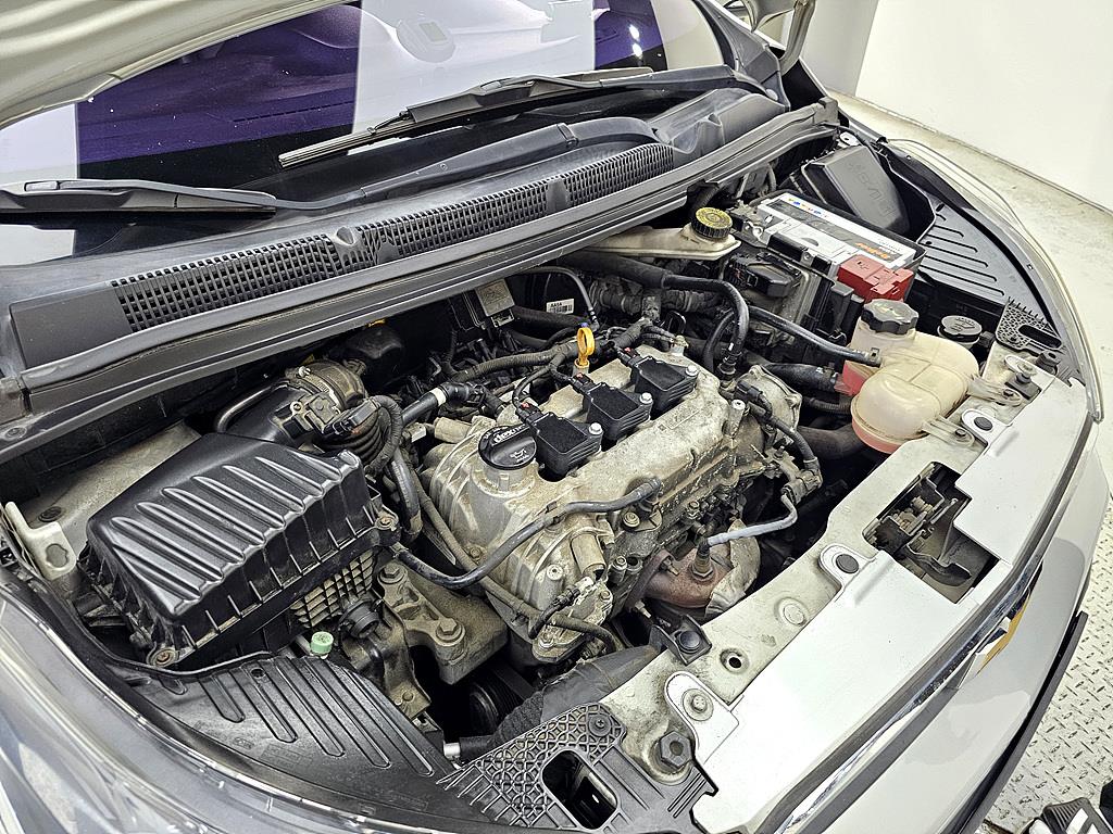 Chevrolet Spark - Vista 6