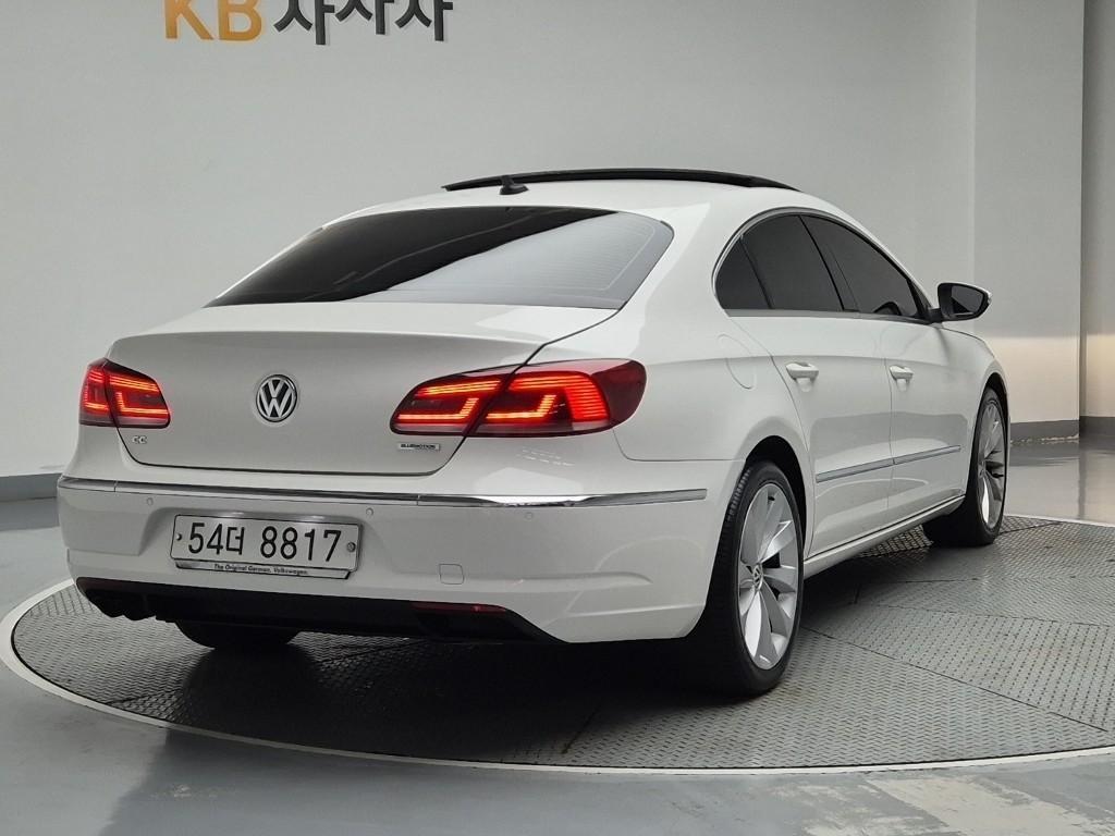 Volkswagen CC - Vista 4