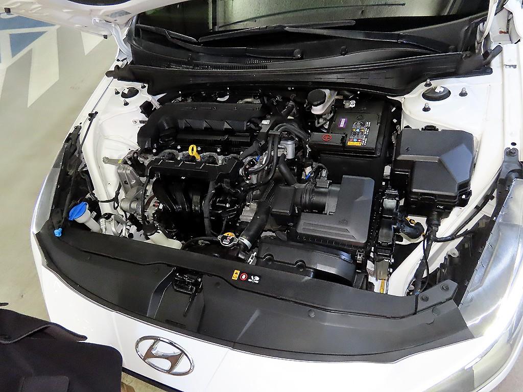 HYUNDAI Avante 2021 Blanco - Importación desde Corea - HF Imports Iquique - Foto 18