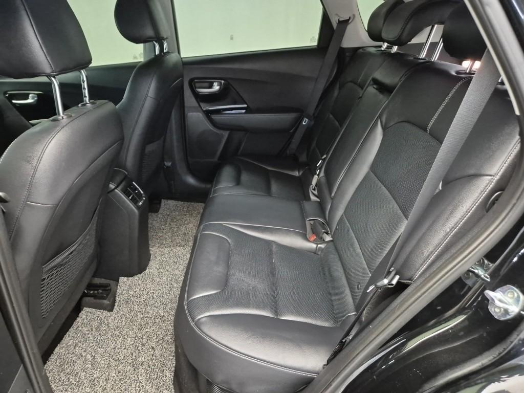 KIA Niro - Vista 12