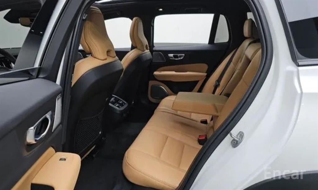 Volvo V60 - Vista 12