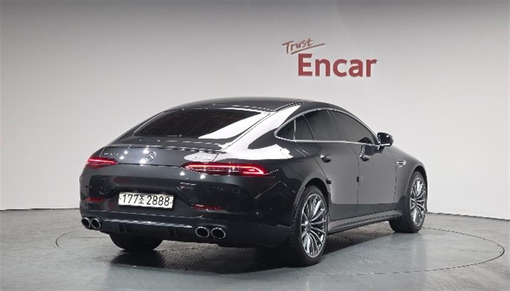 Mercedes Benz AMG GT - Vista 2