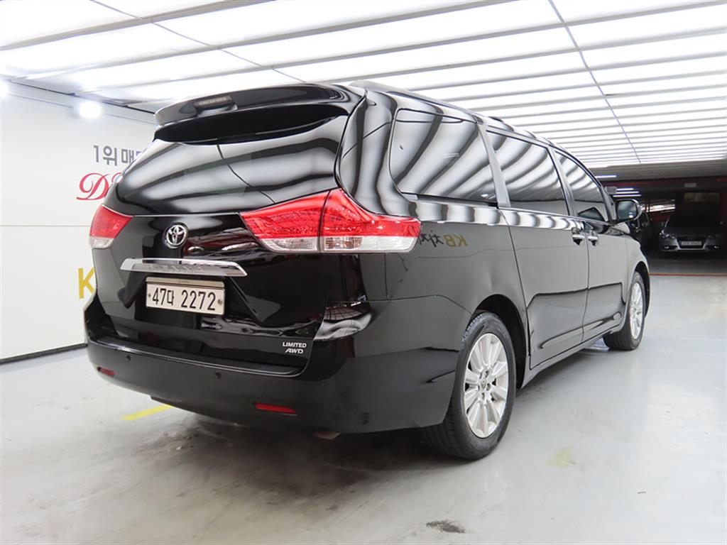 Toyota Siena - Vista 4
