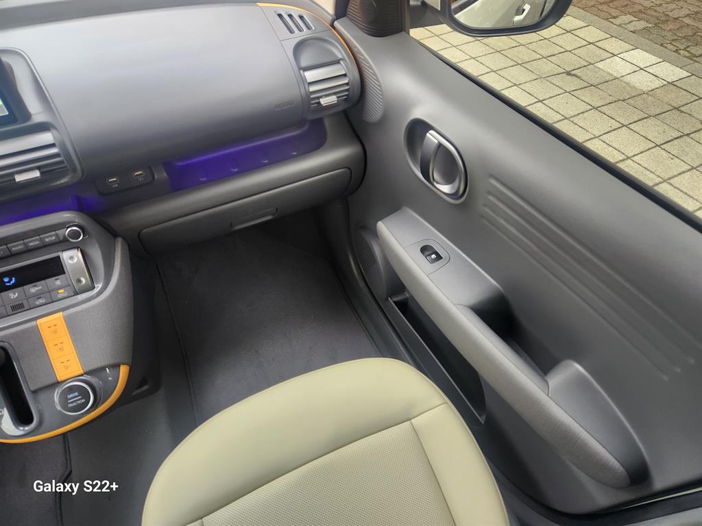 HYUNDAI Casper - Vista 8