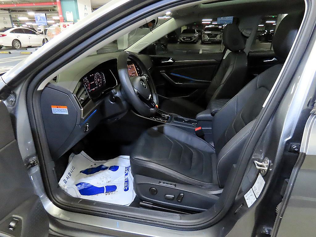 Volkswagen Jetta - Vista 6