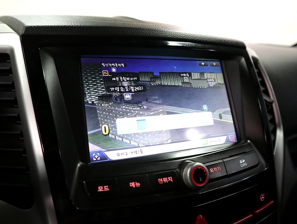 Ssangyong Tivoli - Vista 12