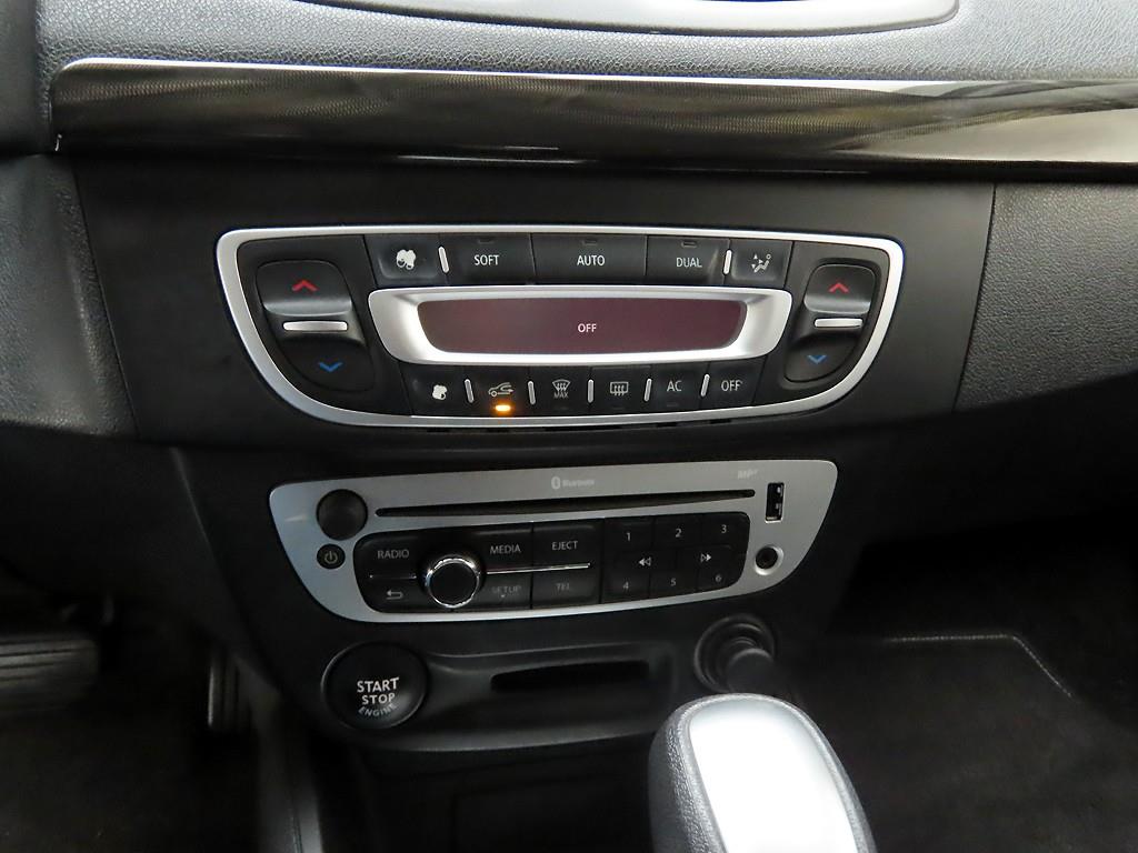 SAMSUNG SM3 - Vista 10