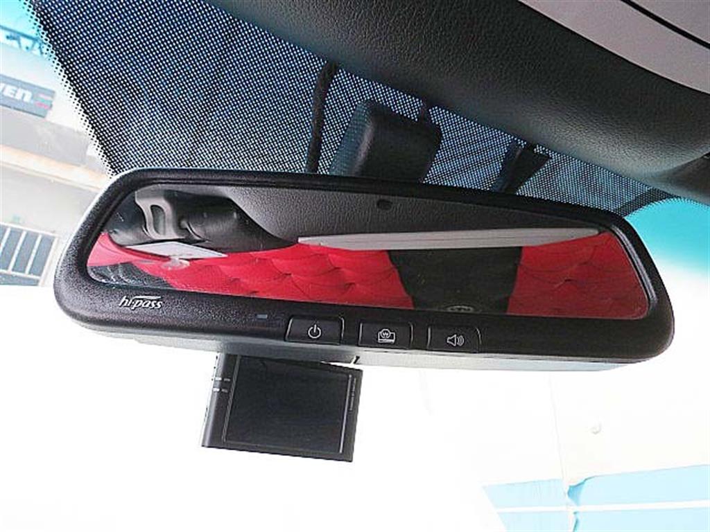 Ssangyong Tivoli 2018 Blanco - Importación desde Corea - HF Imports Iquique - Foto 13