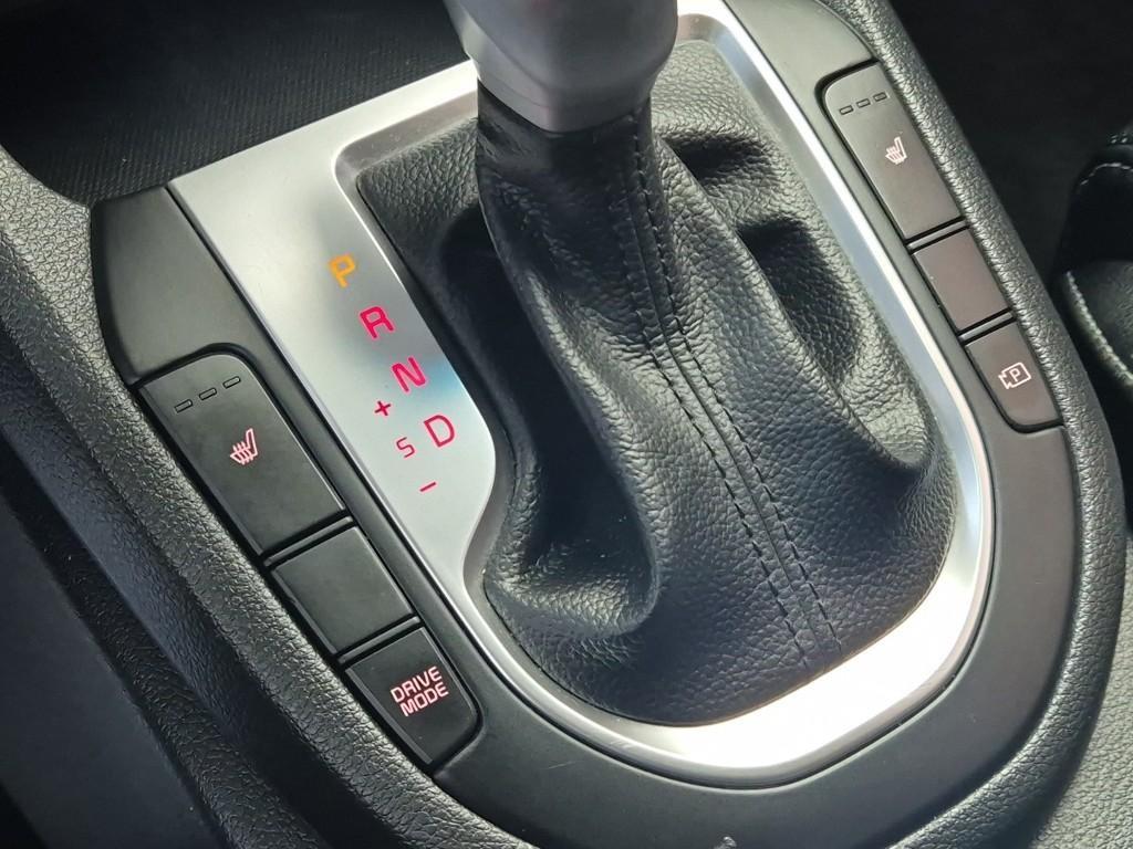 KIA K3 2022 Blanco - Importación desde Corea - HF Imports Iquique - Foto 17