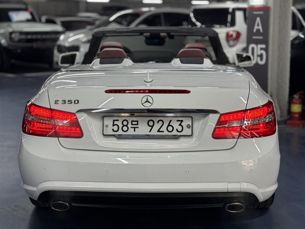 Mercedes Benz E class - Vista 4