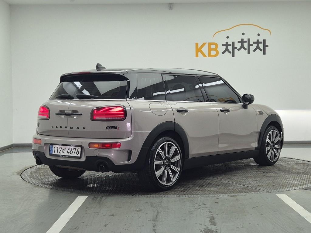 Mini Clubman - Vista 4