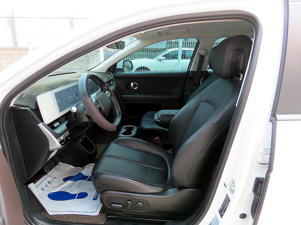 HYUNDAI Ioniq 5 - Vista 5