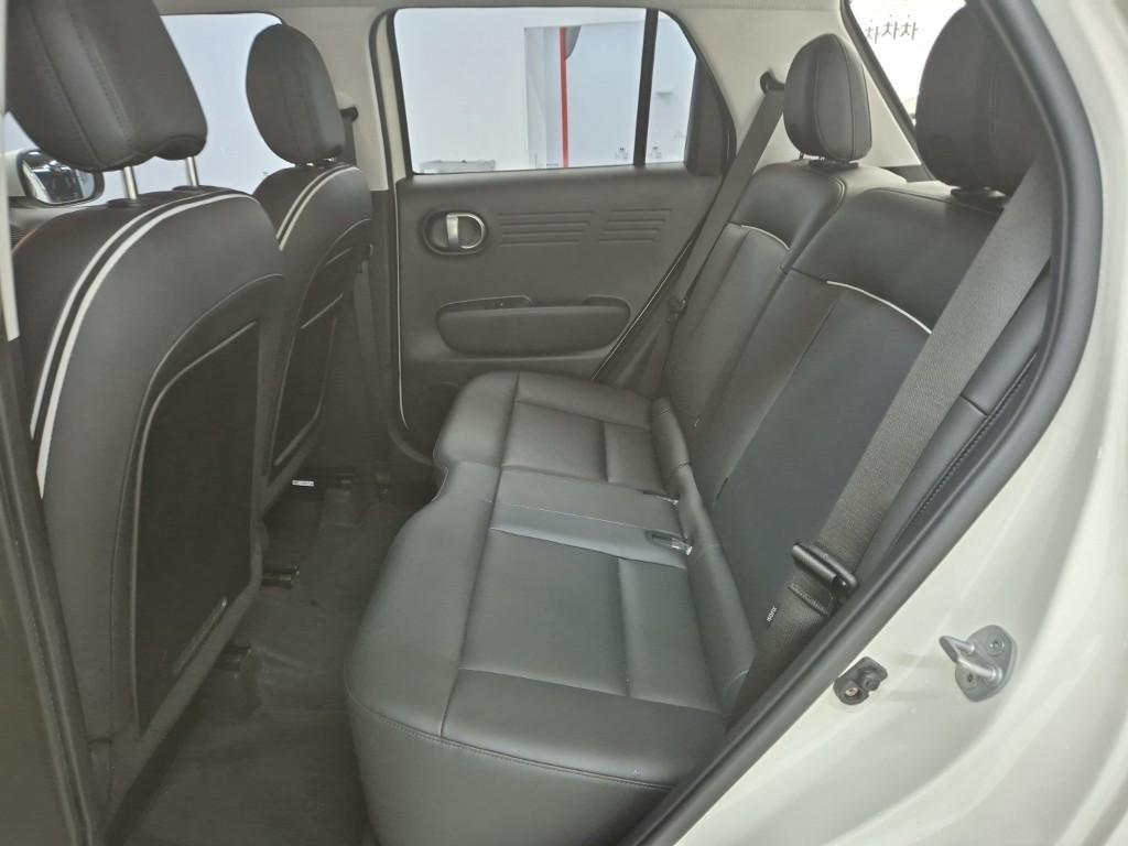 HYUNDAI Casper - Vista 12