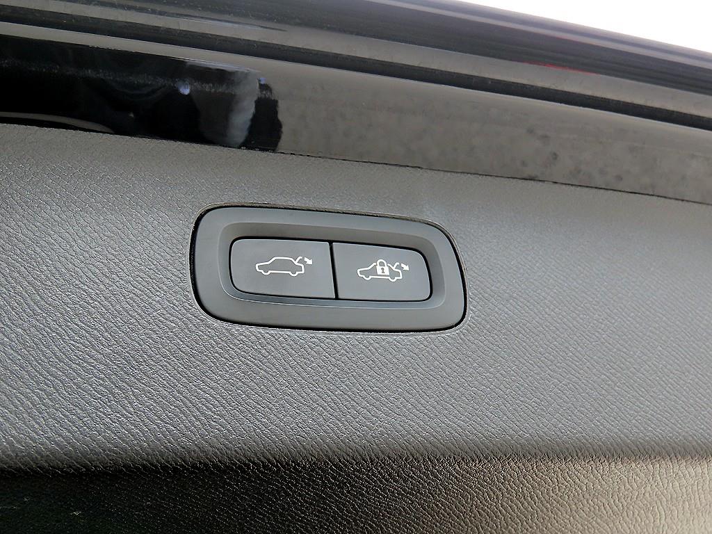 Volvo XC90 2023 Negro - Importación desde Corea - HF Imports Iquique - Foto 15