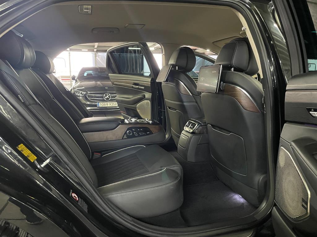 Genesis G90 2019 Negro - Importación desde Corea - HF Imports Iquique - Foto 20