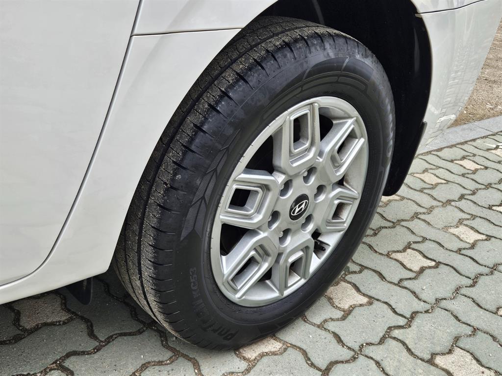 HYUNDAI Staria 2025 Blanco - Importación desde Corea - HF Imports Iquique - Foto 19