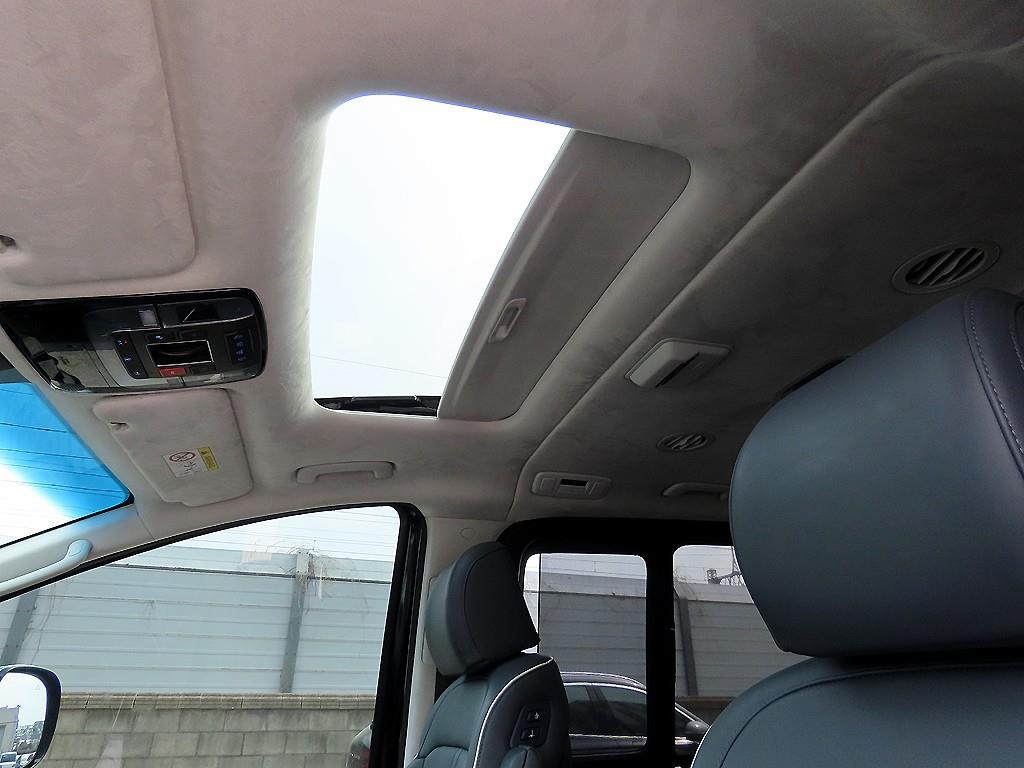 HYUNDAI Staria 2025 Negro - Importación desde Corea - HF Imports Iquique - Foto 16