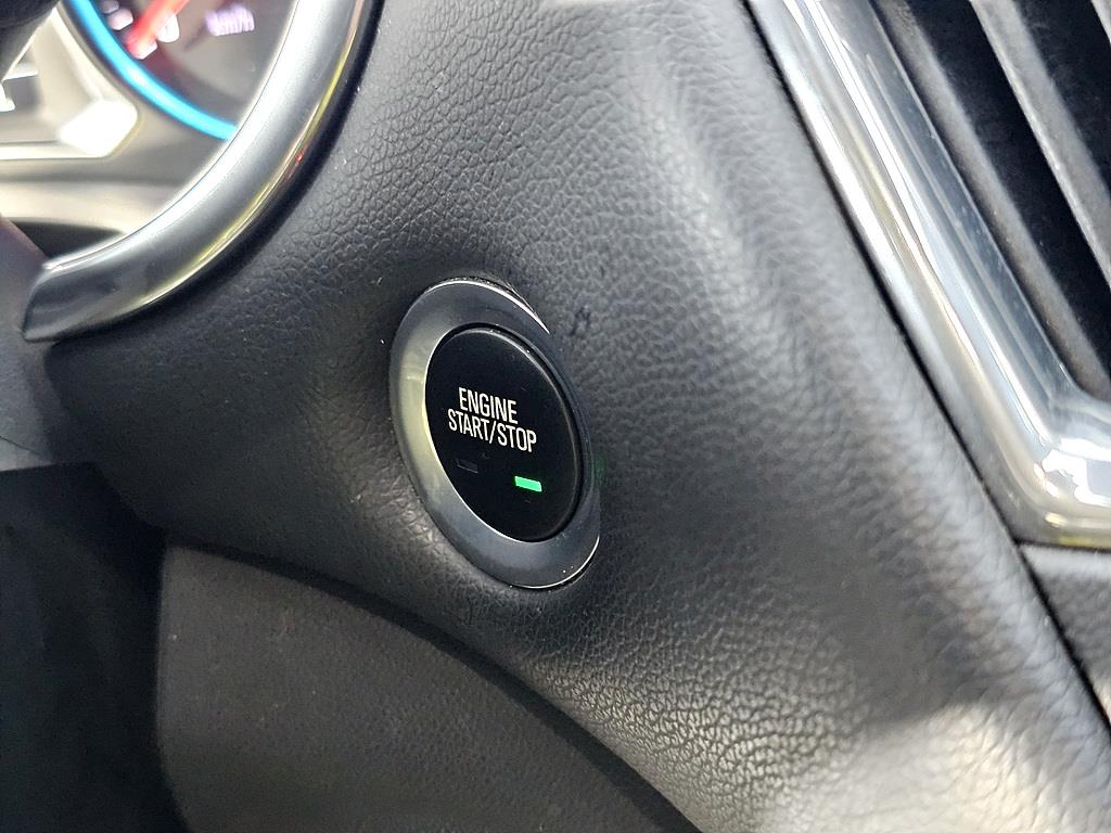 Chevrolet Malibu 2018 Gris - Importación desde Corea - HF Imports Iquique - Foto 14