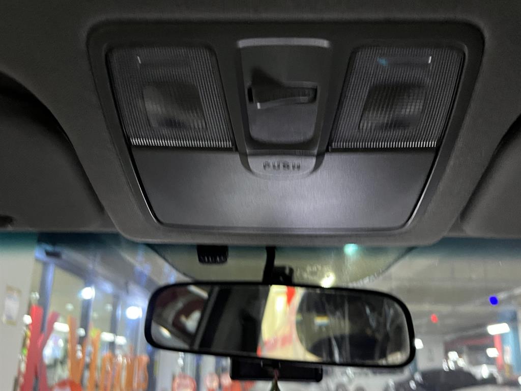 HYUNDAI Avante - Vista 7