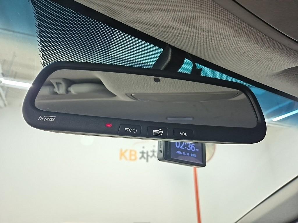 HYUNDAI Avante 2018 Blanco - Importación desde Corea - HF Imports Iquique - Foto 15