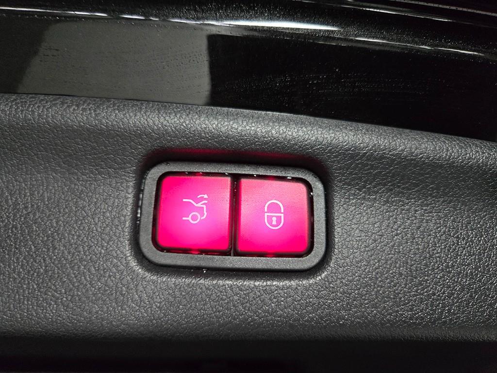 Mercedes Benz C Class 2022 Negro - Importación desde Corea - HF Imports Iquique - Foto 17