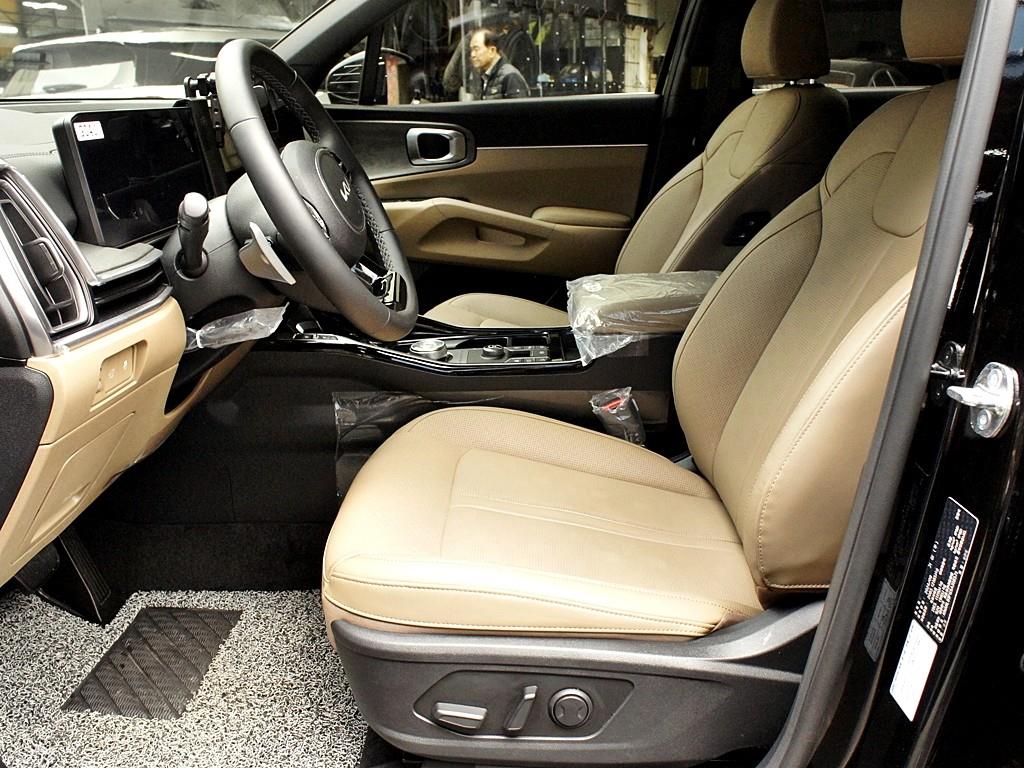 KIA Sorento - Vista 9