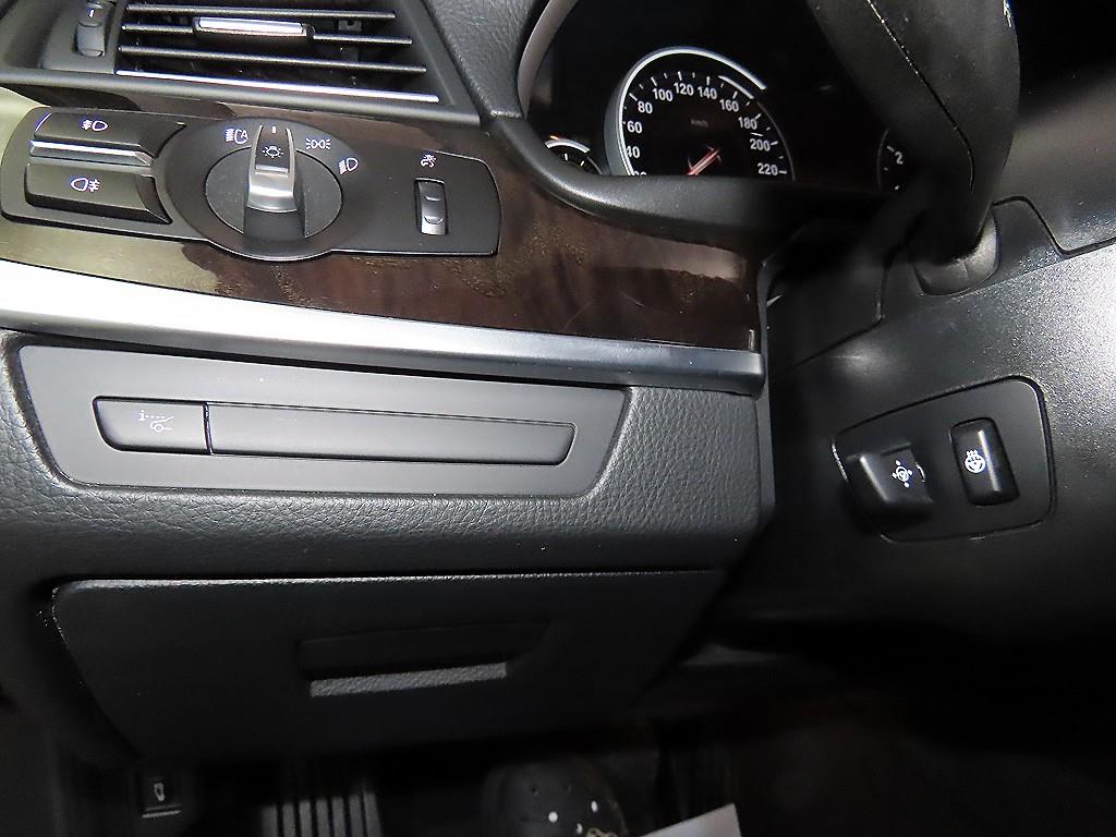 BMW 5 Series 2016 Azul - Importación desde Corea - HF Imports Iquique - Foto 14