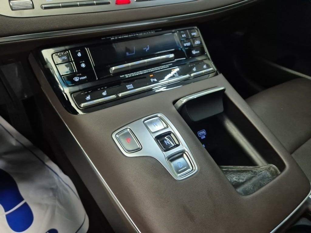 HYUNDAI Grandeur - Vista 8