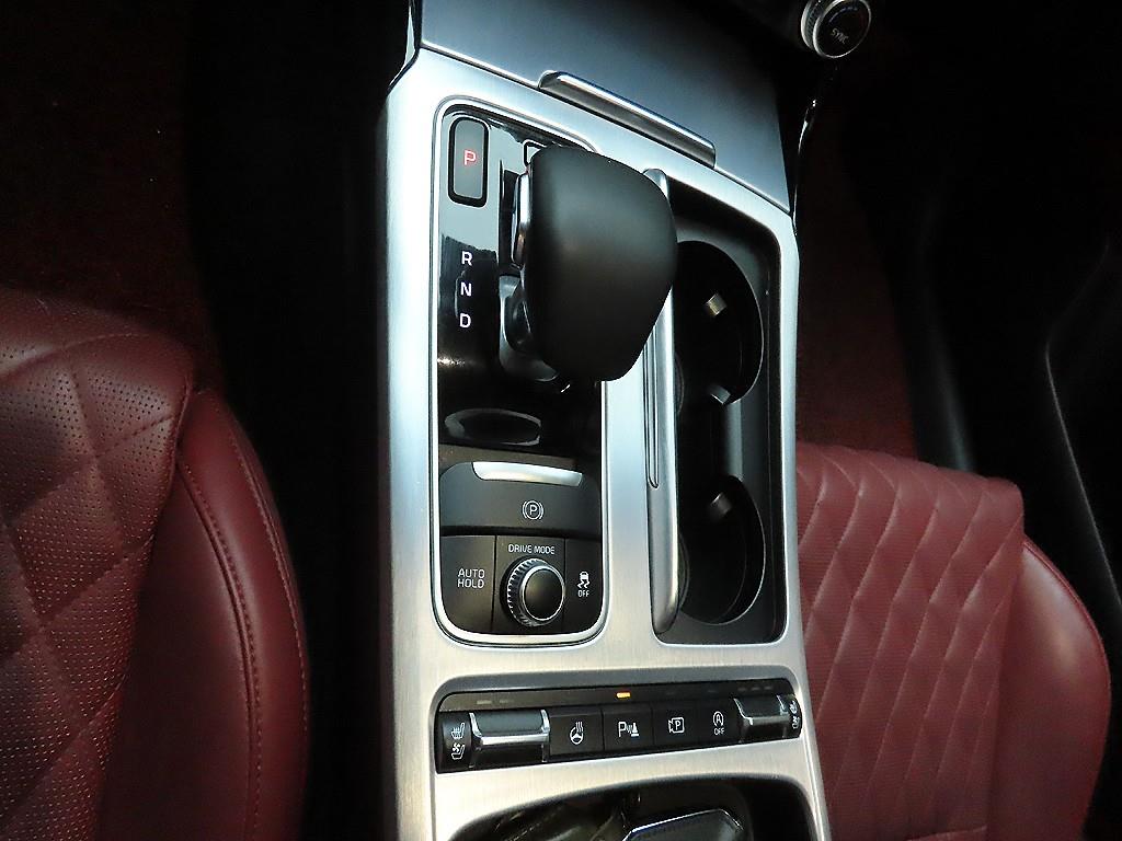 KIA Stinger - Vista 10