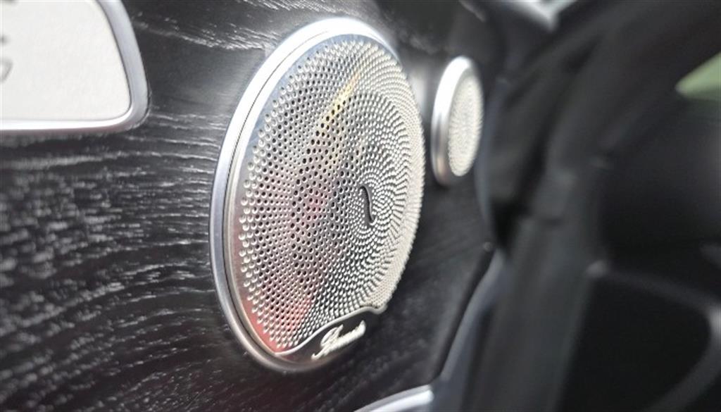 Mercedes Benz E class 2020 Negro - Importación desde Corea - HF Imports Iquique - Foto 18