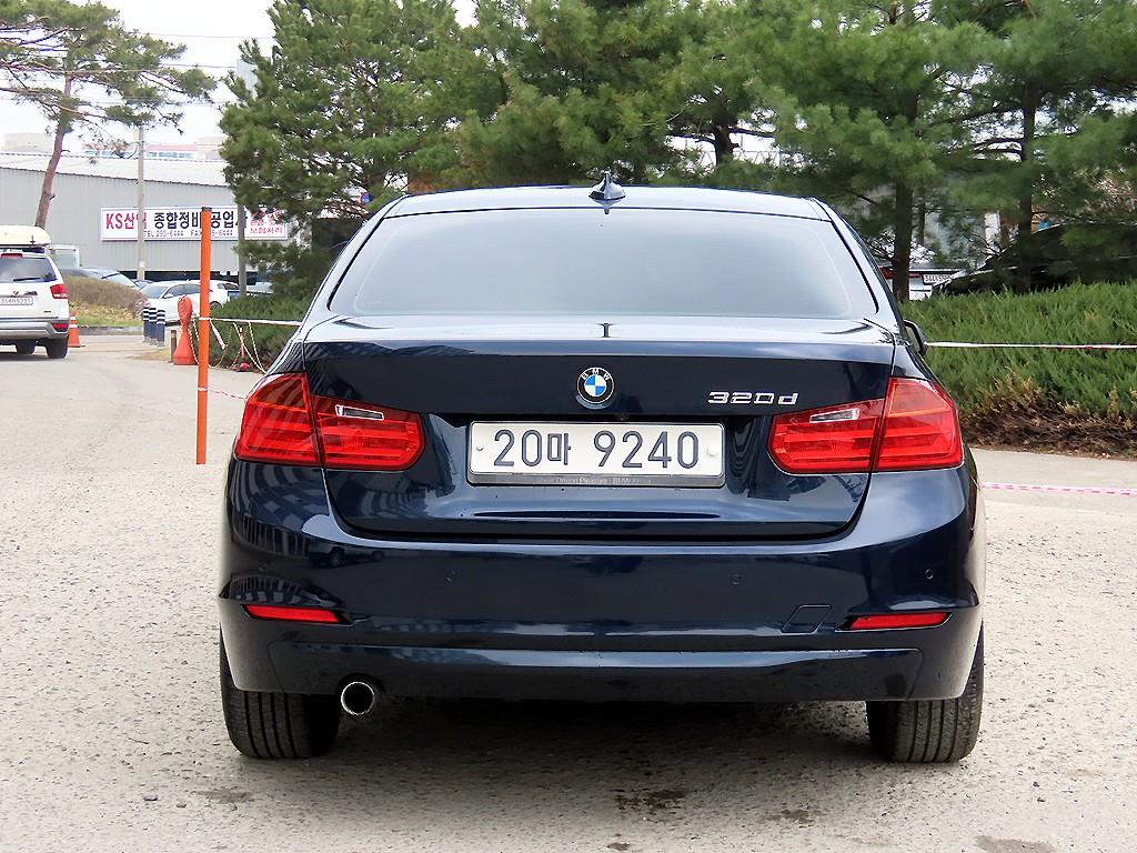 BMW 3 series - Vista 4