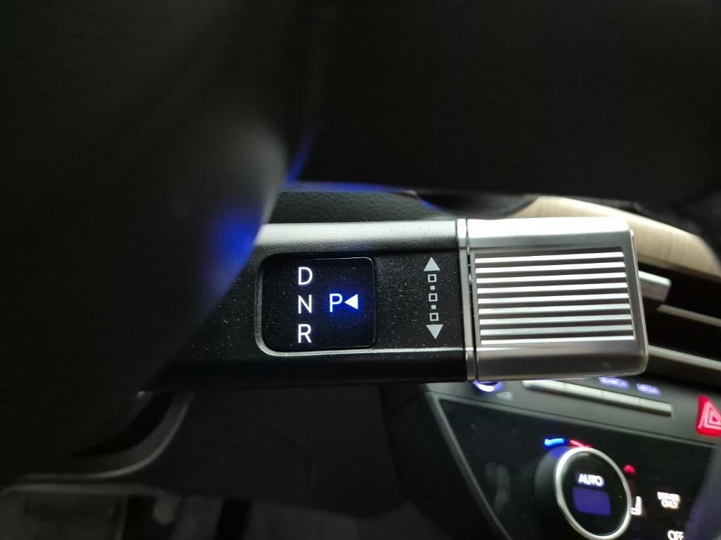 HYUNDAI Sonata - Vista 9