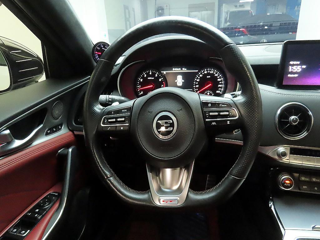 KIA Stinger - Vista 7