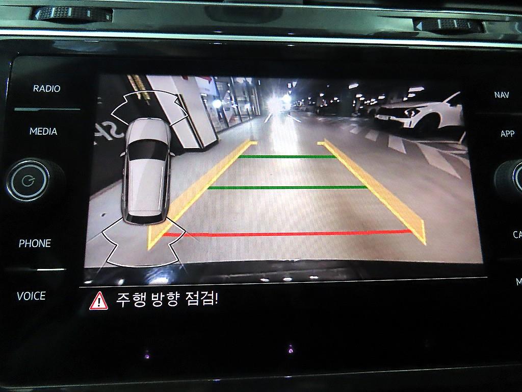 Volkswagen Tiguan 2022 Negro - Importación desde Corea - HF Imports Iquique - Foto 15