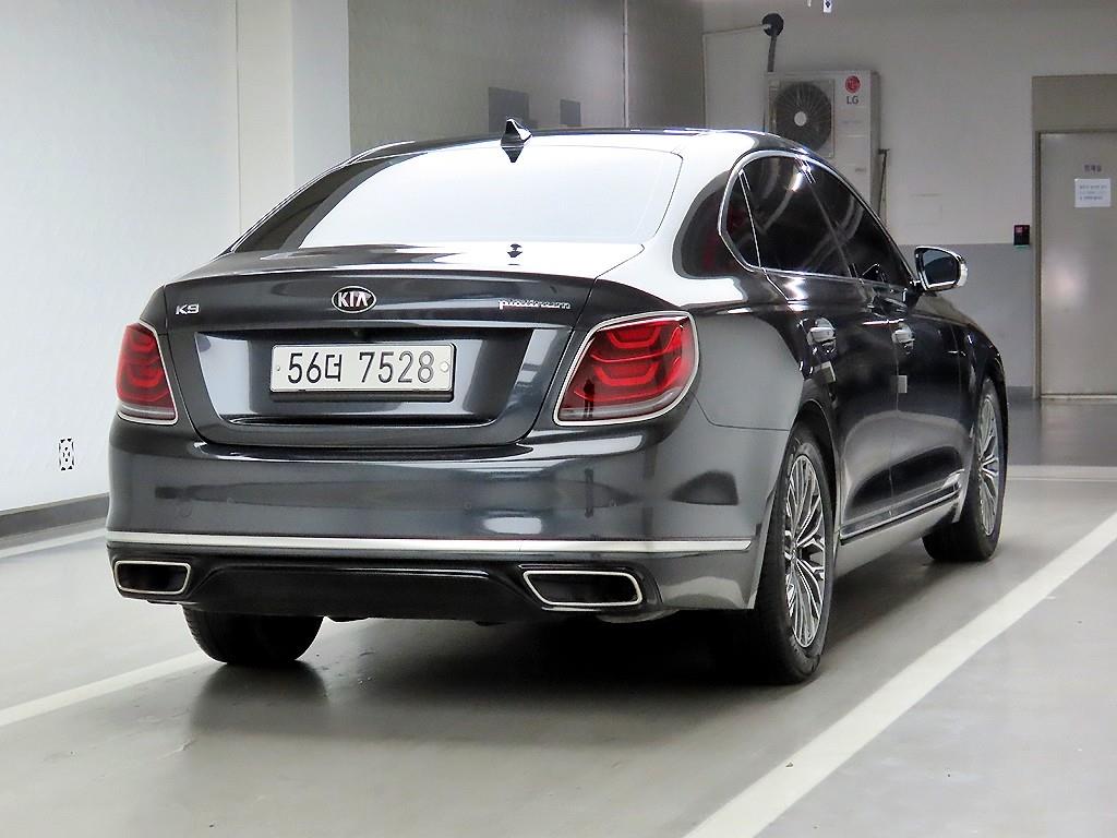 KIA K9 - Vista 4