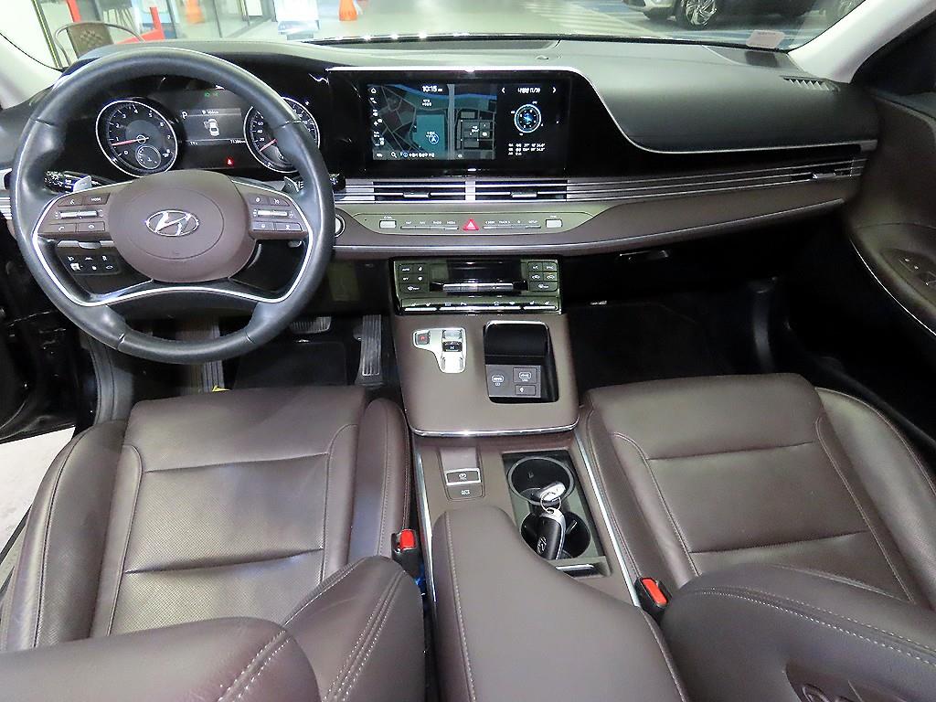 HYUNDAI Grandeur - Vista 10