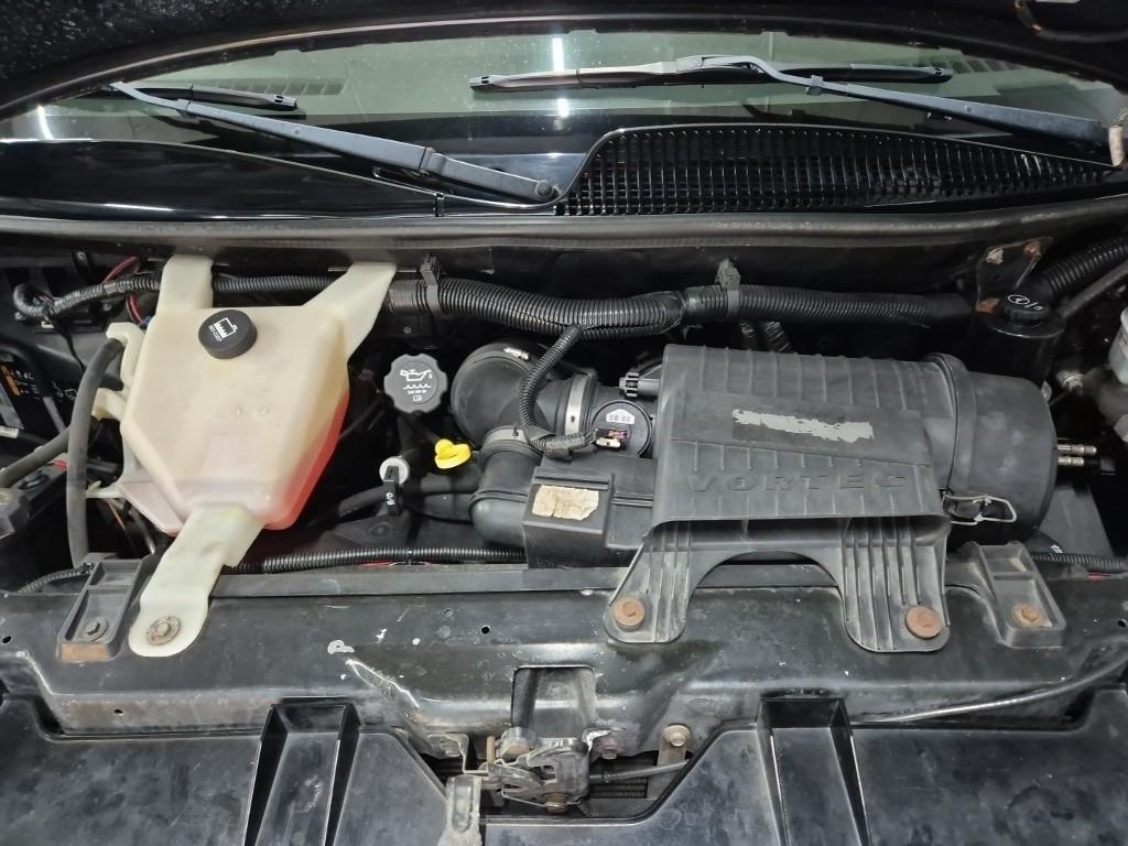 Chevrolet Express van 2012 Negro - Importación desde Corea - HF Imports Iquique - Foto 16