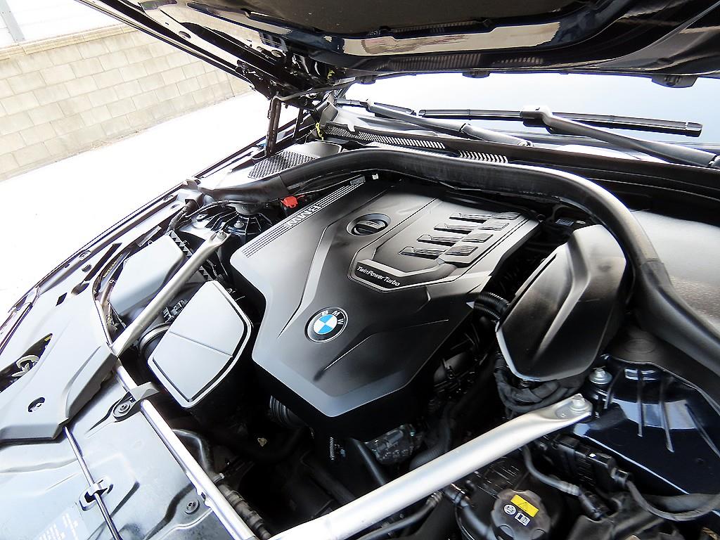 BMW 5 Series 2020 Azul - Importación desde Corea - HF Imports Iquique - Foto 19