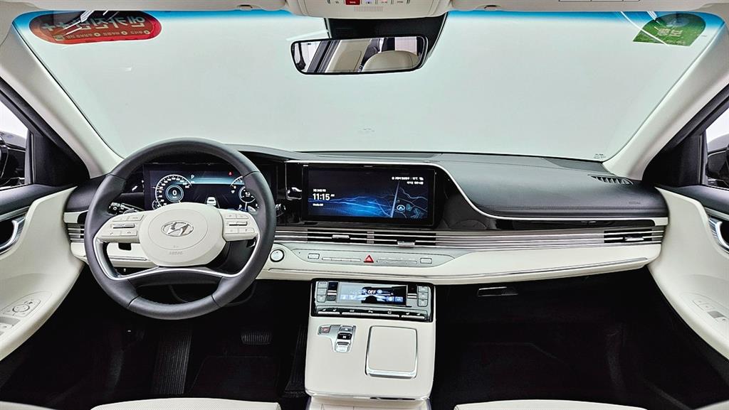 HYUNDAI Grandeur - Vista 11