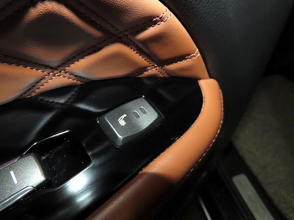 Ssangyong Rexton 2020 Negro - Importación desde Corea - HF Imports Iquique - Foto 15