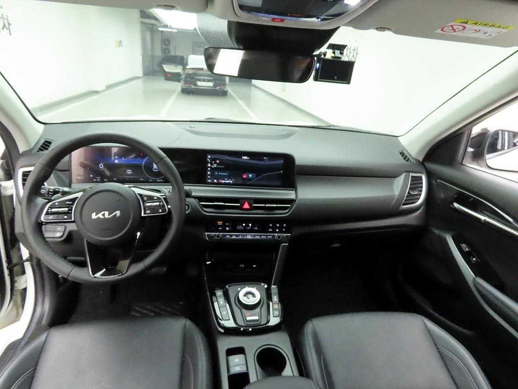 KIA Seltos - Vista 6