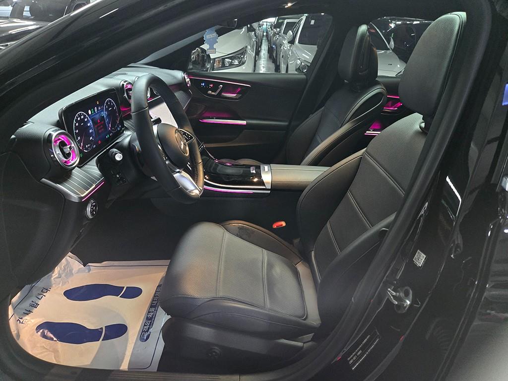 Mercedes Benz C Class - Vista 5