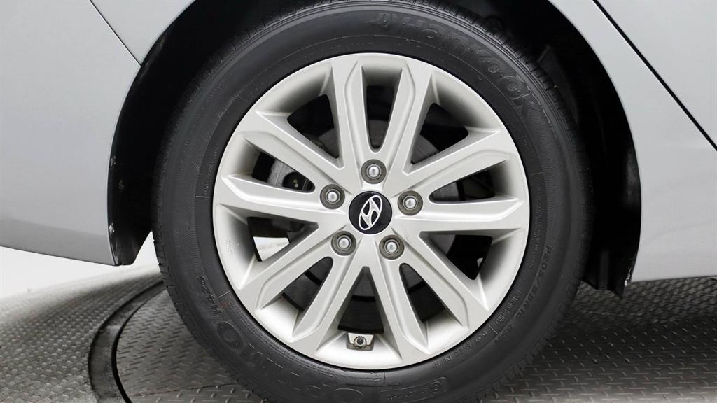 HYUNDAI Avante 2015 Gris - Importación desde Corea - HF Imports Iquique - Foto 8