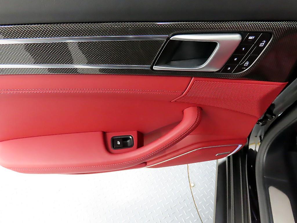 Porsche Panamera - Vista 12