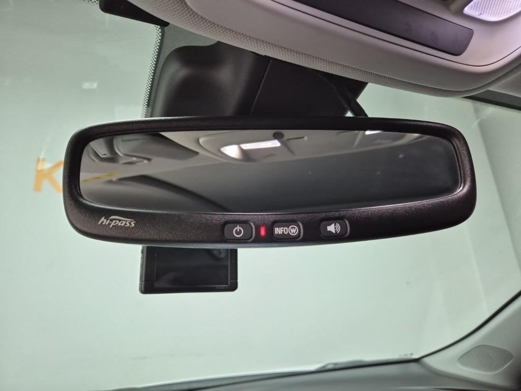 Chevrolet Malibu 2017 Blanco - Importación desde Corea - HF Imports Iquique - Foto 17