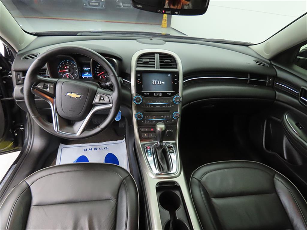 Chevrolet Malibu - Vista 7