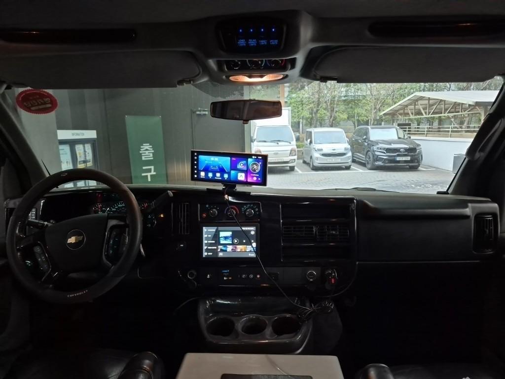 Chevrolet Express van 2012 Negro - Importación desde Corea - HF Imports Iquique - Foto 18