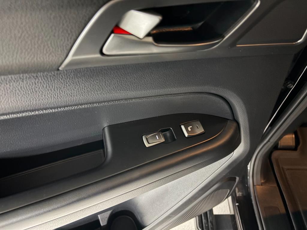 Ssangyong Rexton - Vista 9